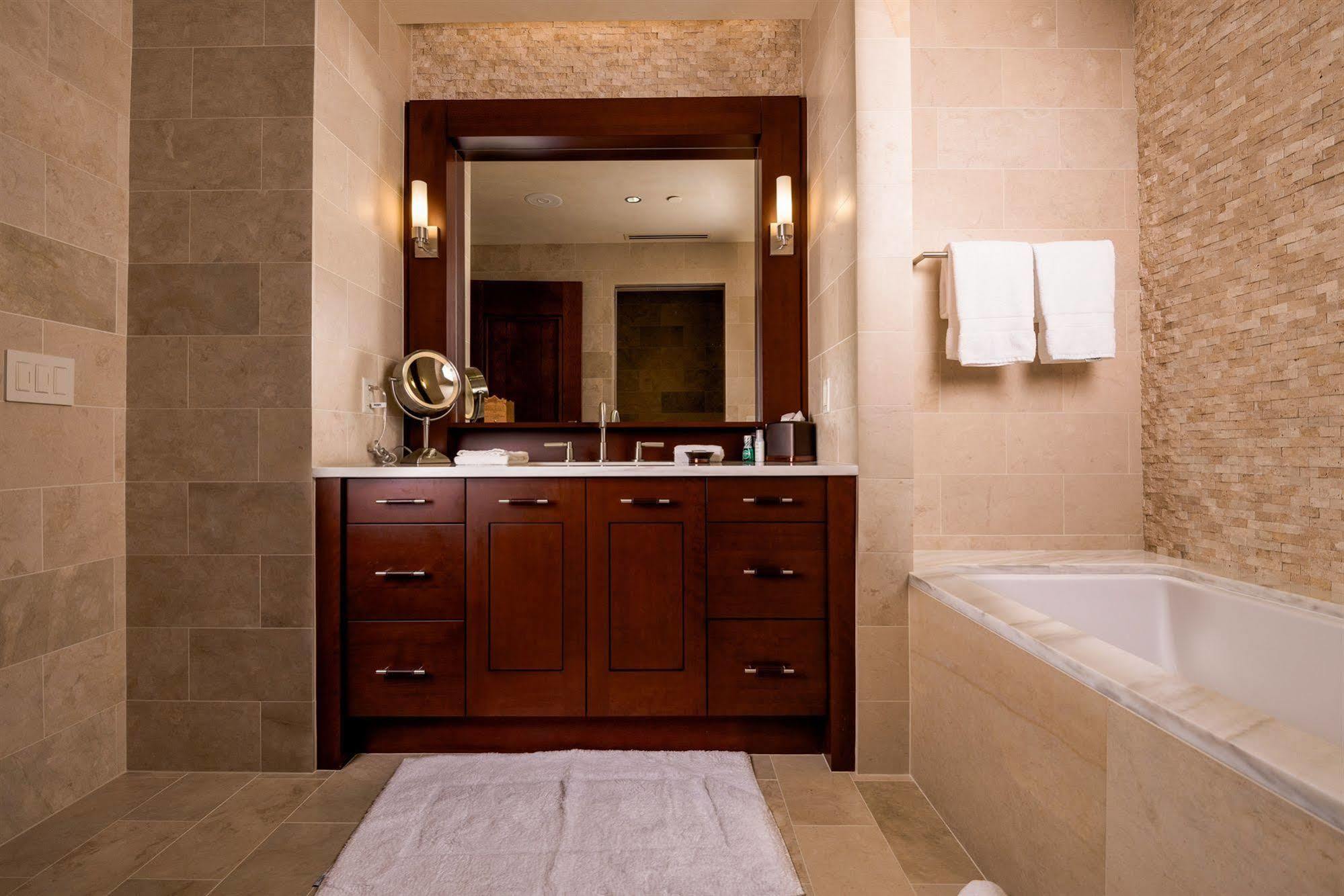 فيل Elevation Resort Residences At Solaris المظهر الخارجي الصورة